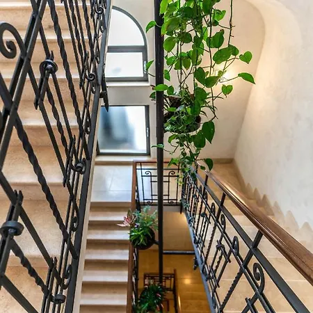Gasometer Urban Apart-hotel 5*