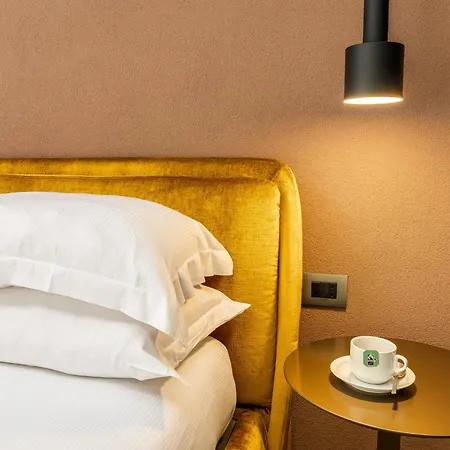 Apart-hotel Gasometer Urban 5*